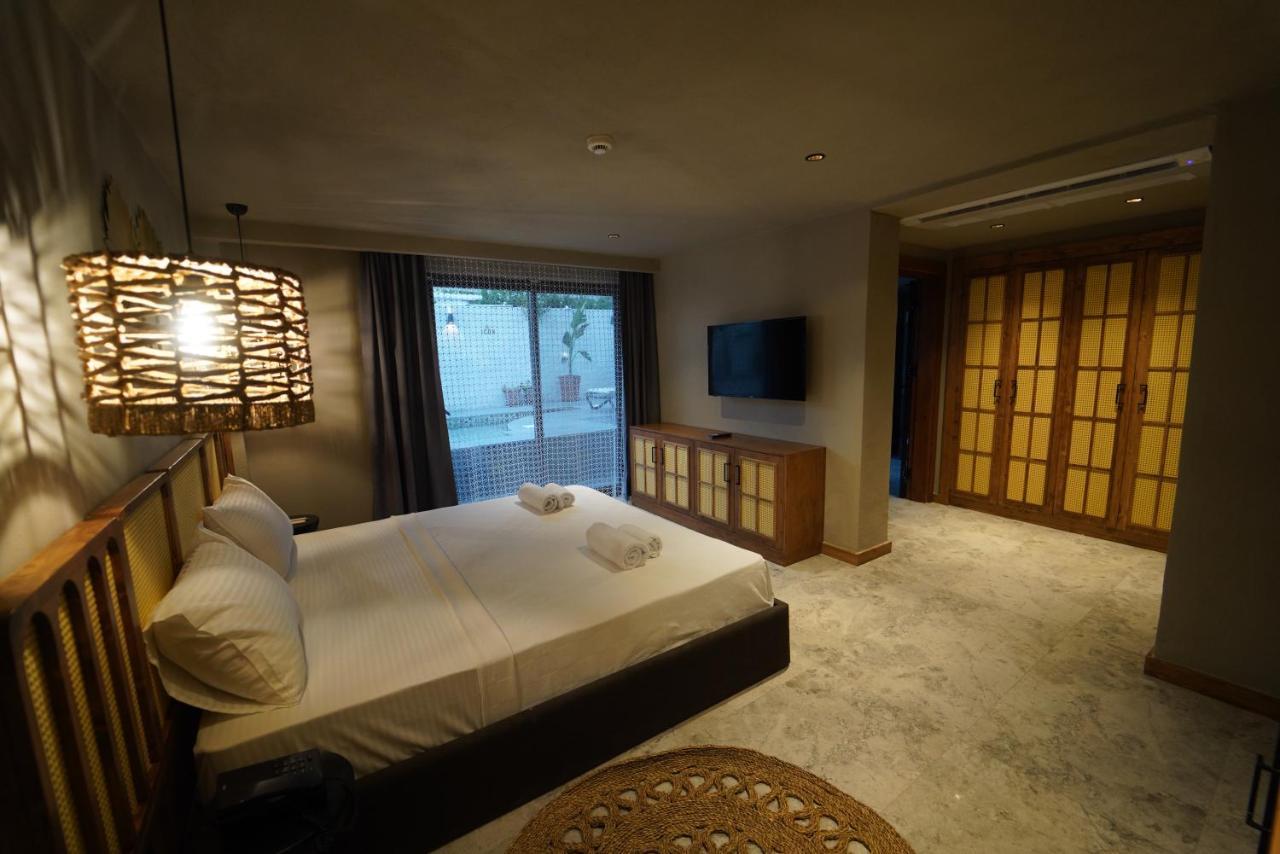 Icon Beach Suites Hotel Sovalye Island เฟทิเย ภายนอก รูปภาพ