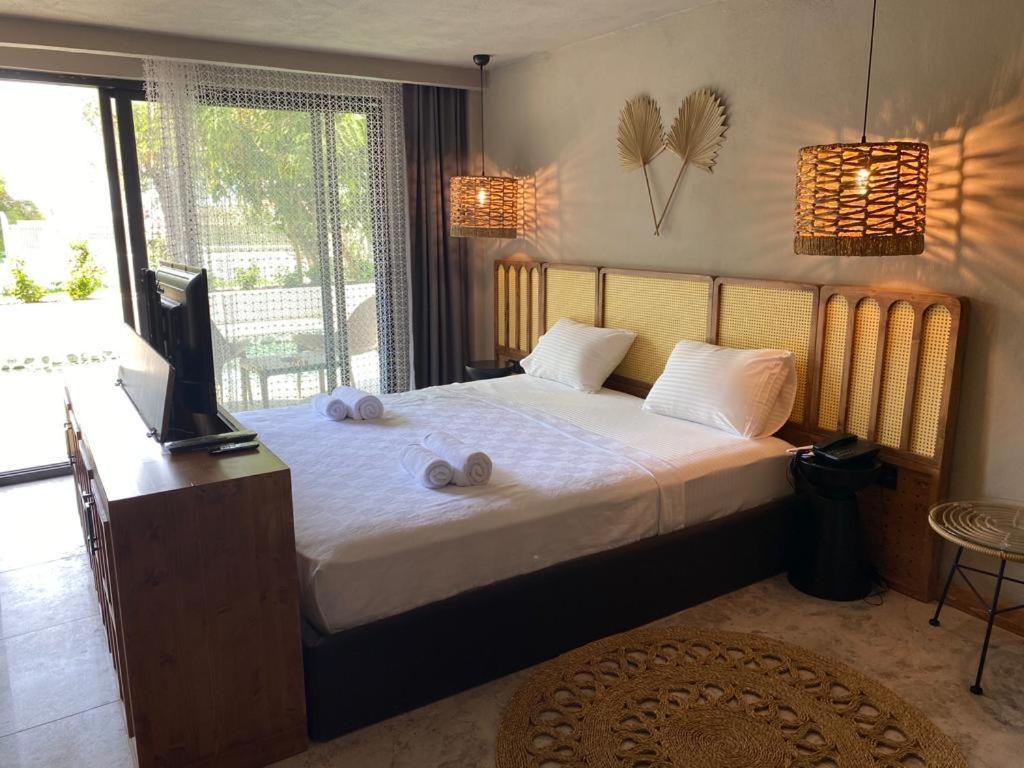 Icon Beach Suites Hotel Sovalye Island เฟทิเย ภายนอก รูปภาพ