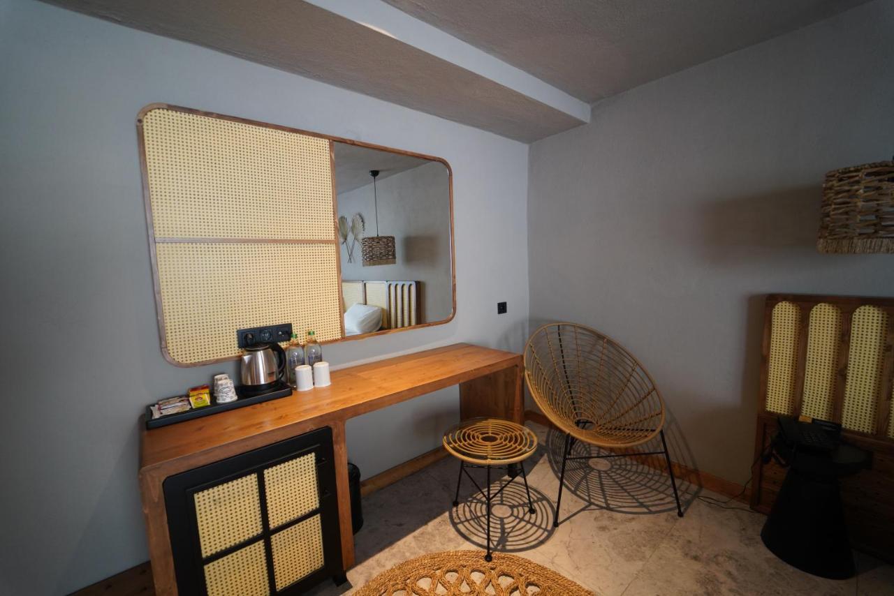 Icon Beach Suites Hotel Sovalye Island เฟทิเย ภายนอก รูปภาพ